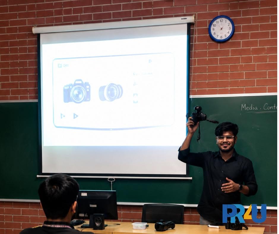 𝗔 𝗰𝗹𝗶𝗰𝗸 𝗰𝗮𝗻 𝗳𝗿𝗲𝗲𝘇𝗲 𝘁𝗶𝗺𝗲, 𝗮 𝗿𝗲𝗲𝗹 𝗰𝗮𝗻 𝗺𝗮𝗸𝗲 𝗶𝘁 𝗺𝗼𝘃𝗲 𝗮𝗴𝗮𝗶𝗻.